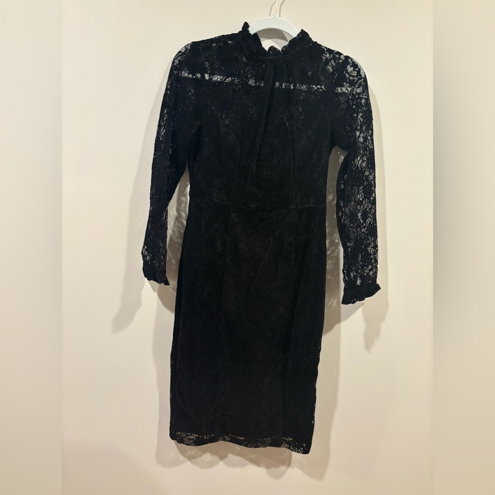 Elegant Black Sheath Dress with Mandarin Collar and Bishop Sleeves